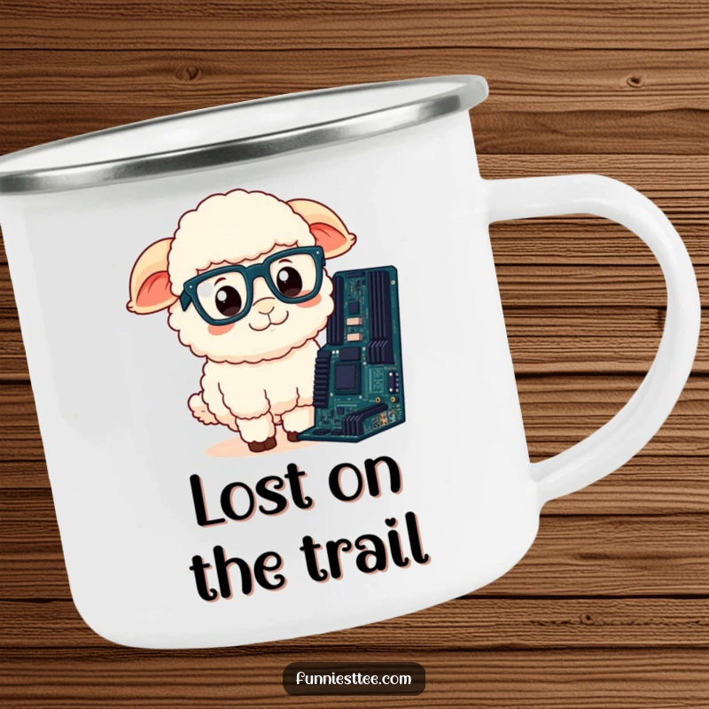 Funny Sheep Camping Mug: Fluffy sheep wearing glasses looks confused at a motherboard during an outdoor adventure.